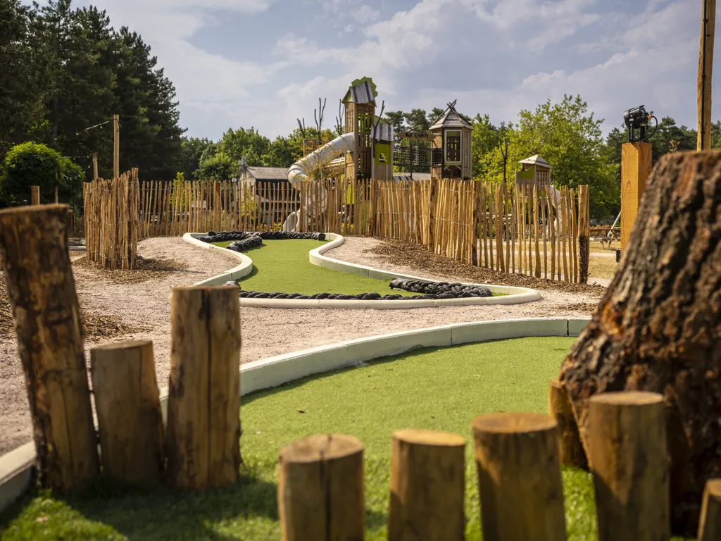 ZDL Adventure Golf