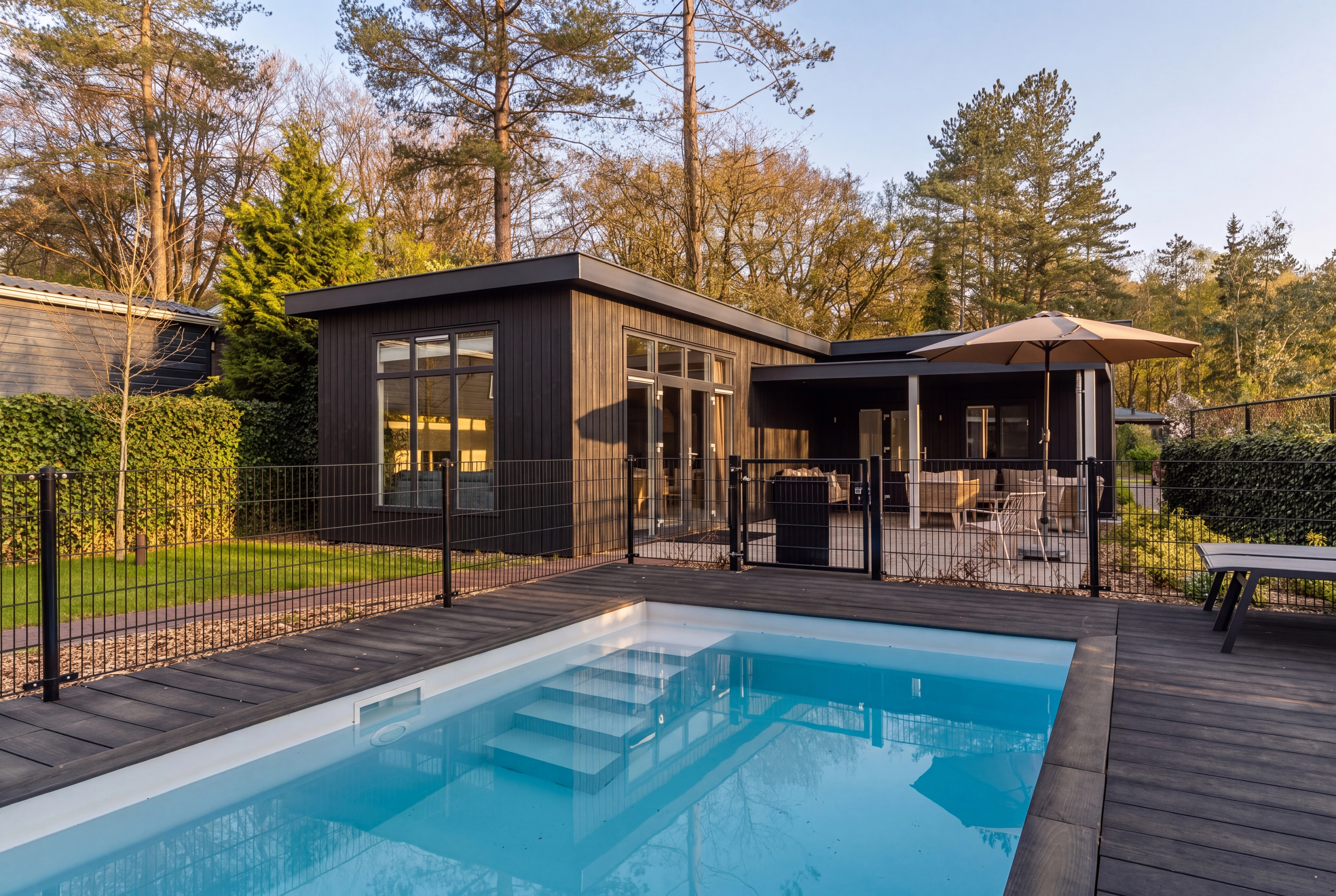 Foto bij 10-persoons Pool Lodge 10BZ – De Thijmse Berg in Rhenen, via Landal