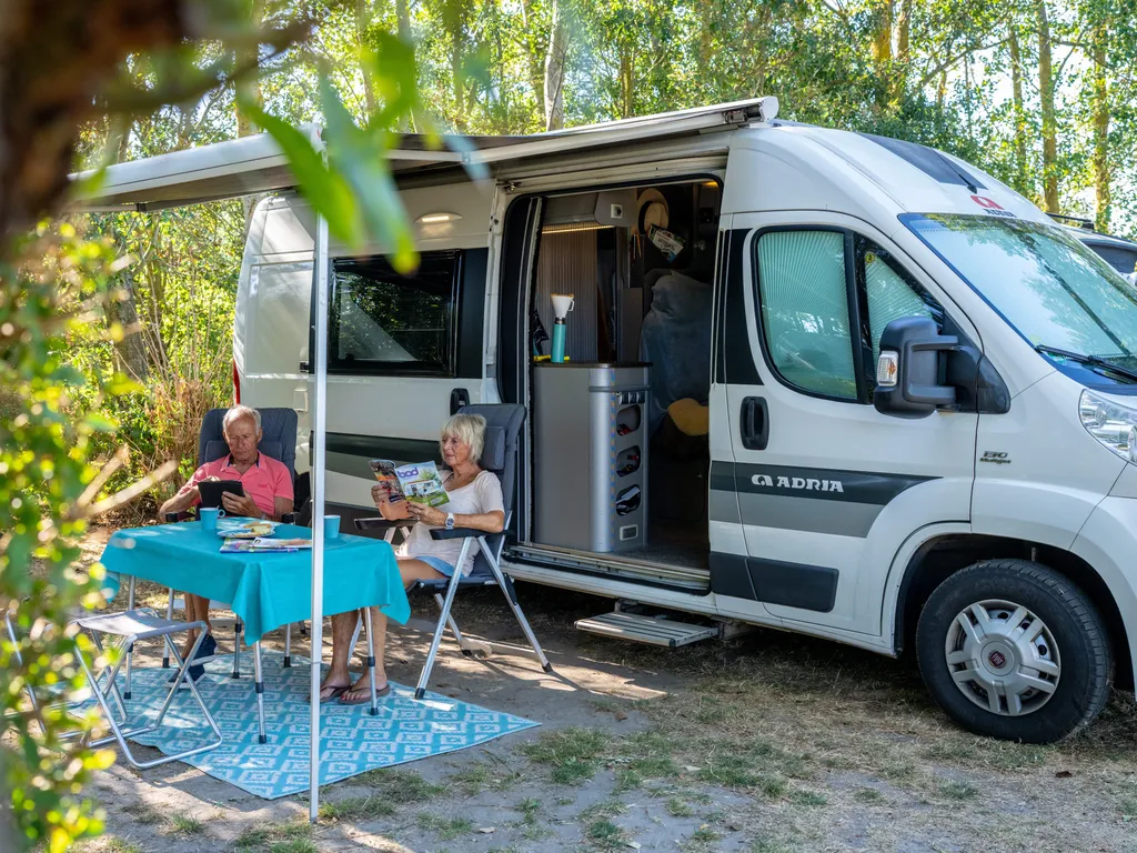 DHK Camper editorial