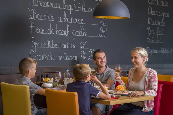 Hof van Saksen Drenthe - Westdorp visuel 695/1861