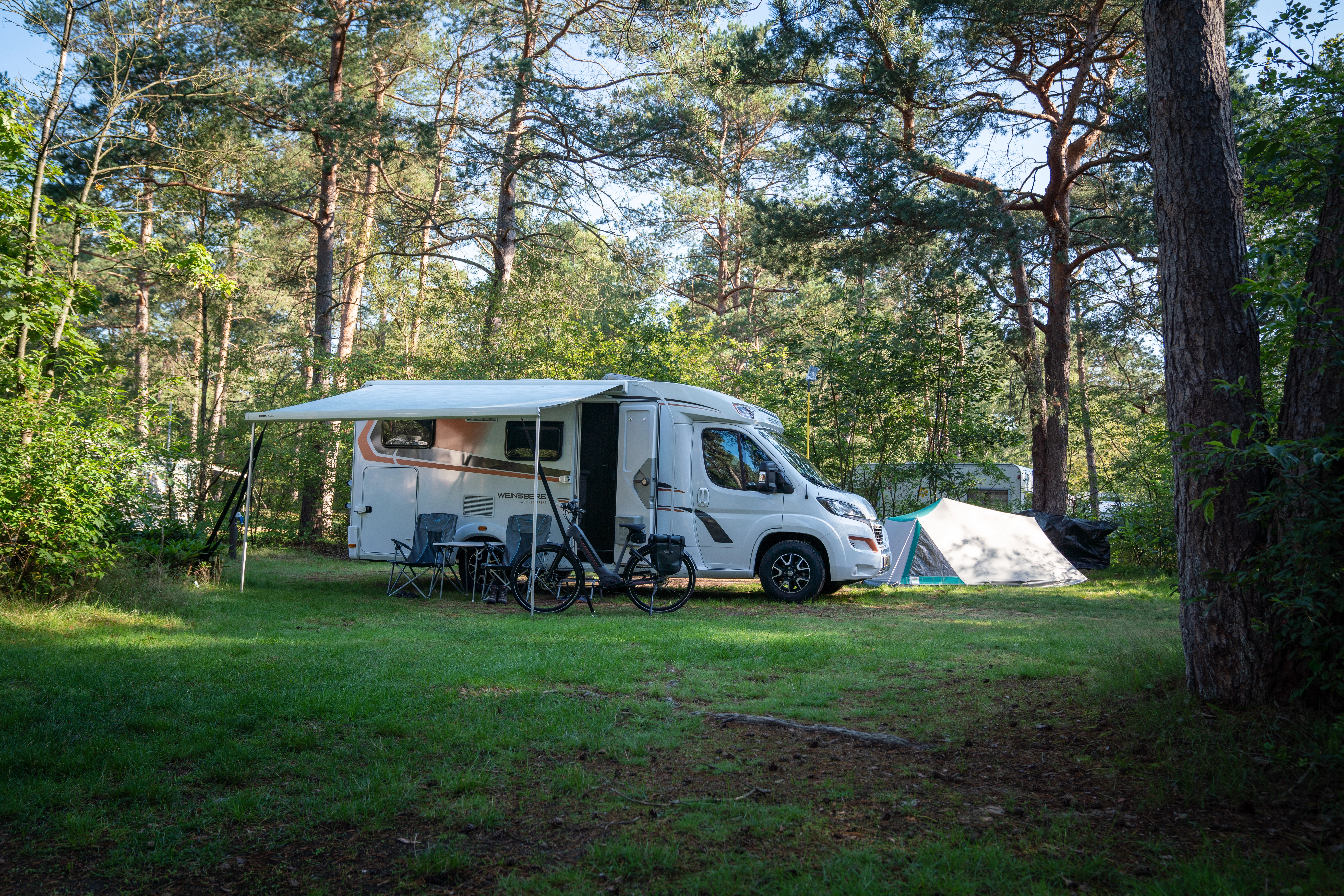 Basis campingplaats — foto 9