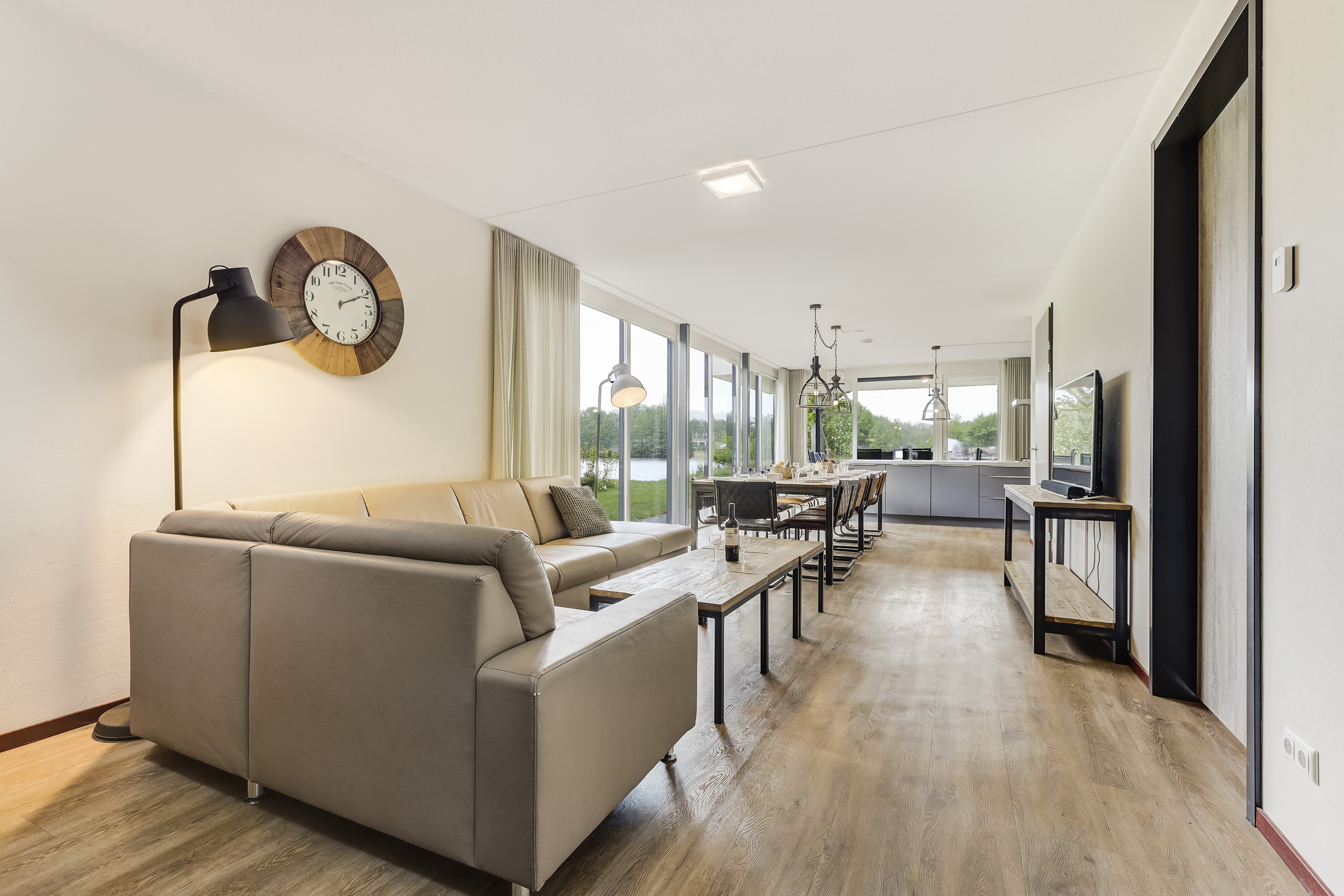 14-persoons watervilla — foto 7