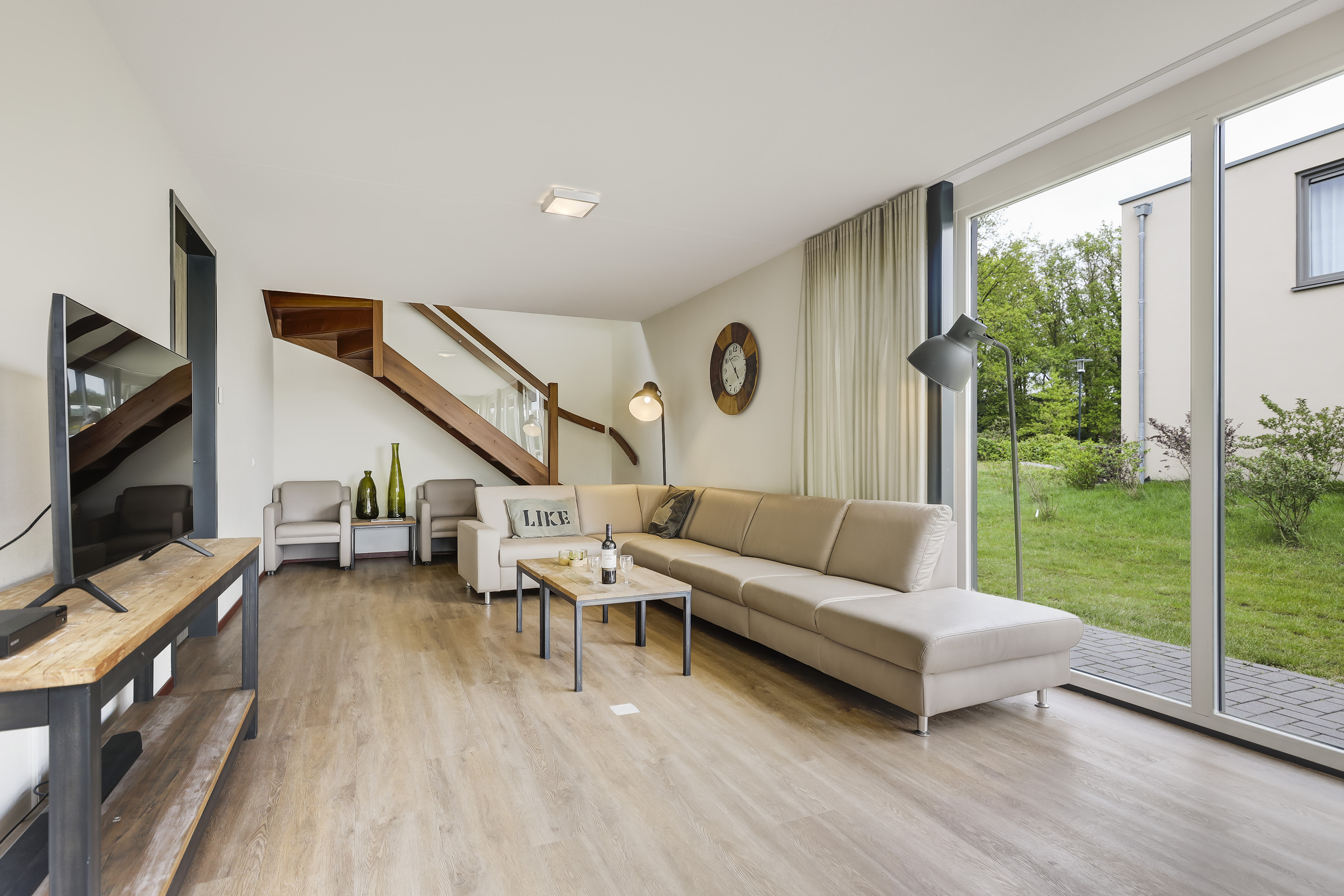 14-persoons watervilla — foto 7