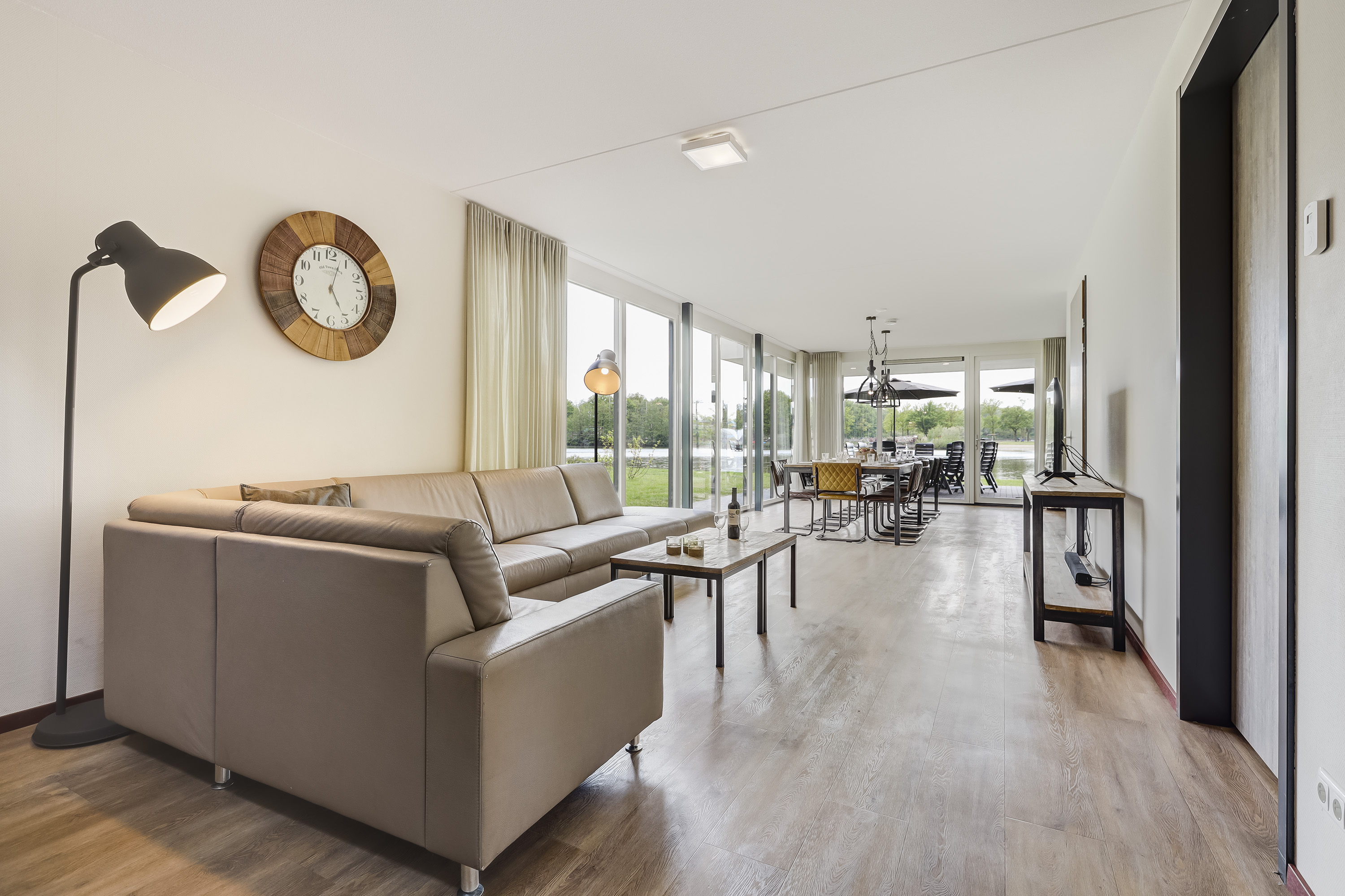 14-persoons watervilla — foto 8