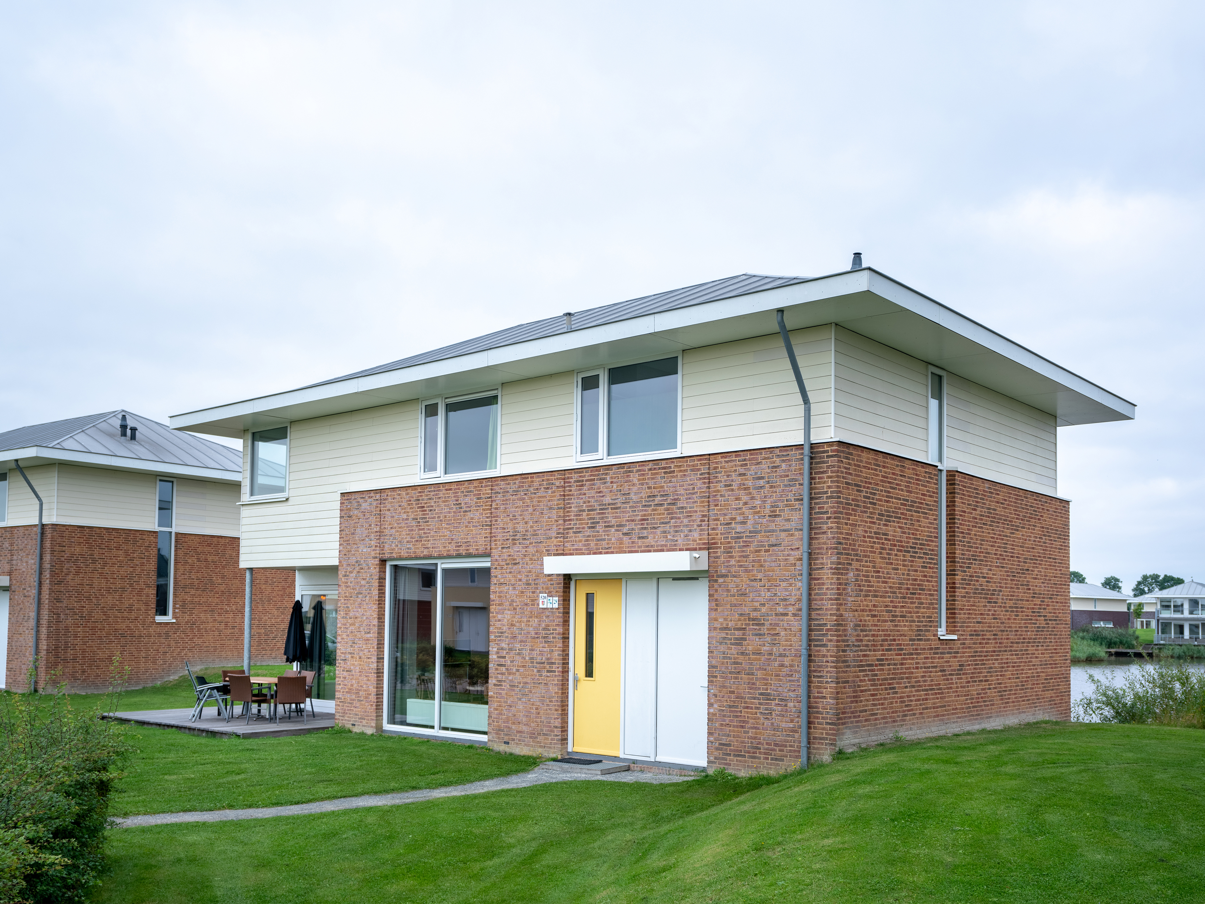 Foto bij Groepsaccommodatie voor 10 personen (10F2) – Esonstad in Eanjum, via Landal