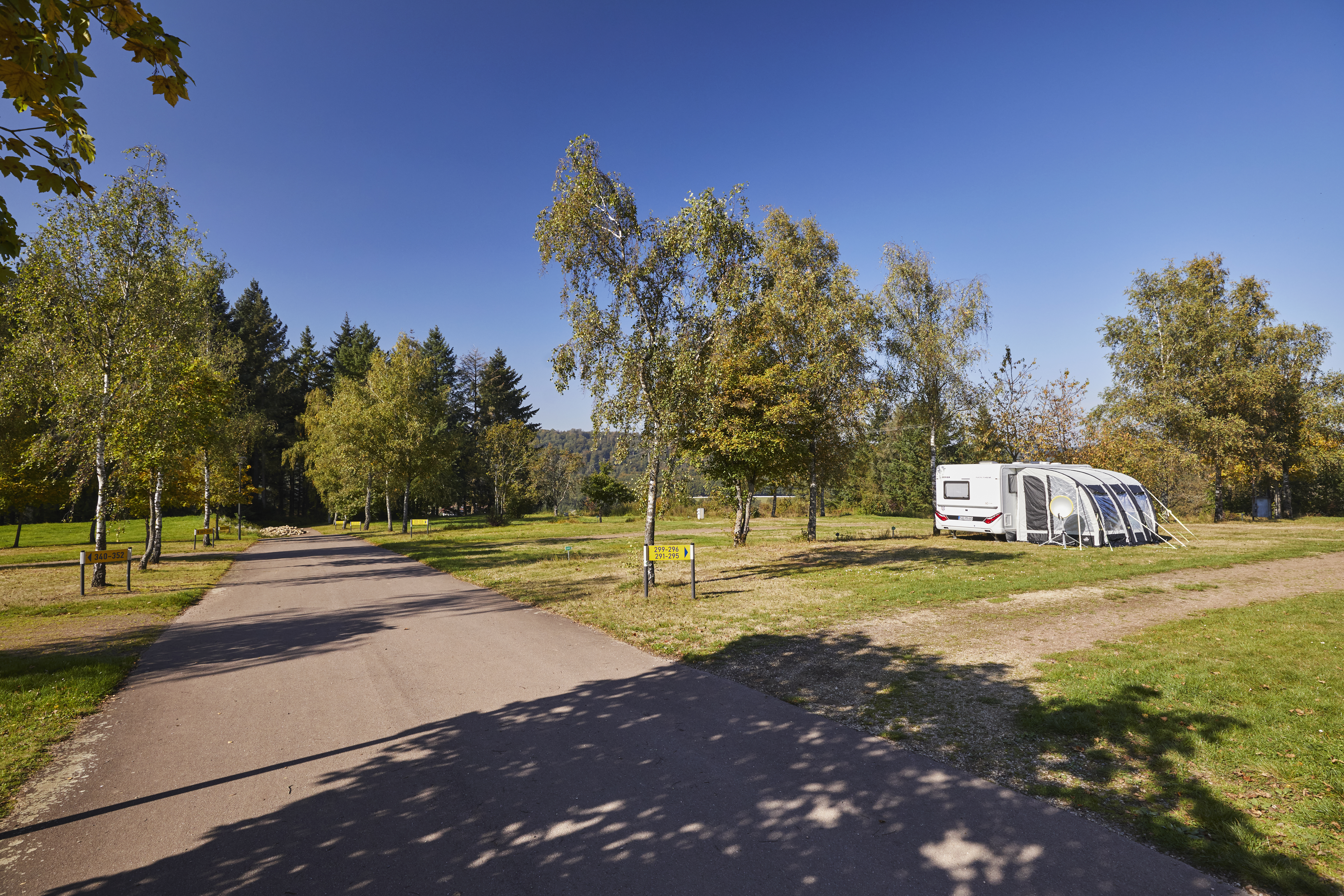 Basis campingplaats — foto 10