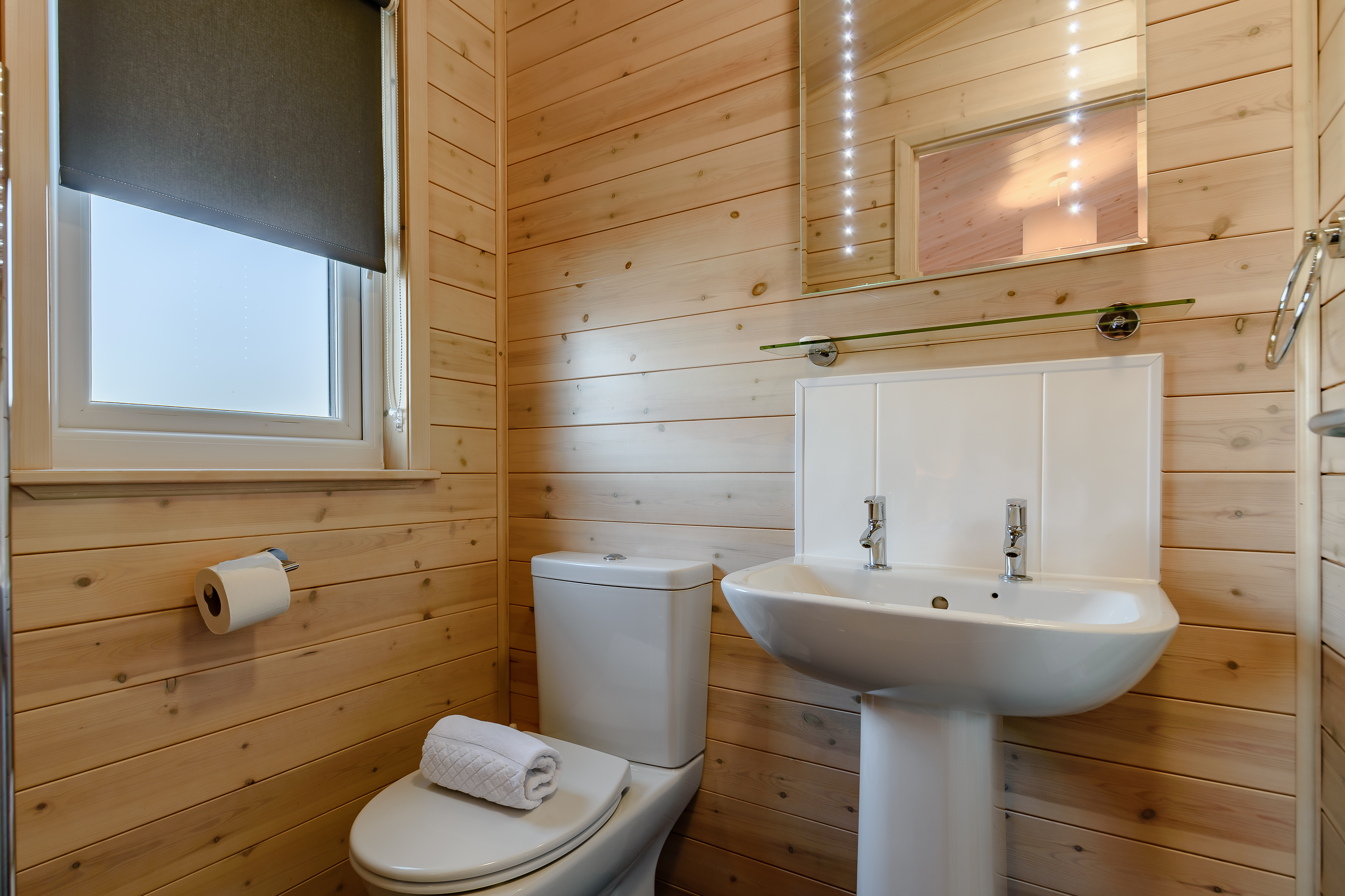 6-persoons chalet - Fir Tree Waterside Spa — foto 8