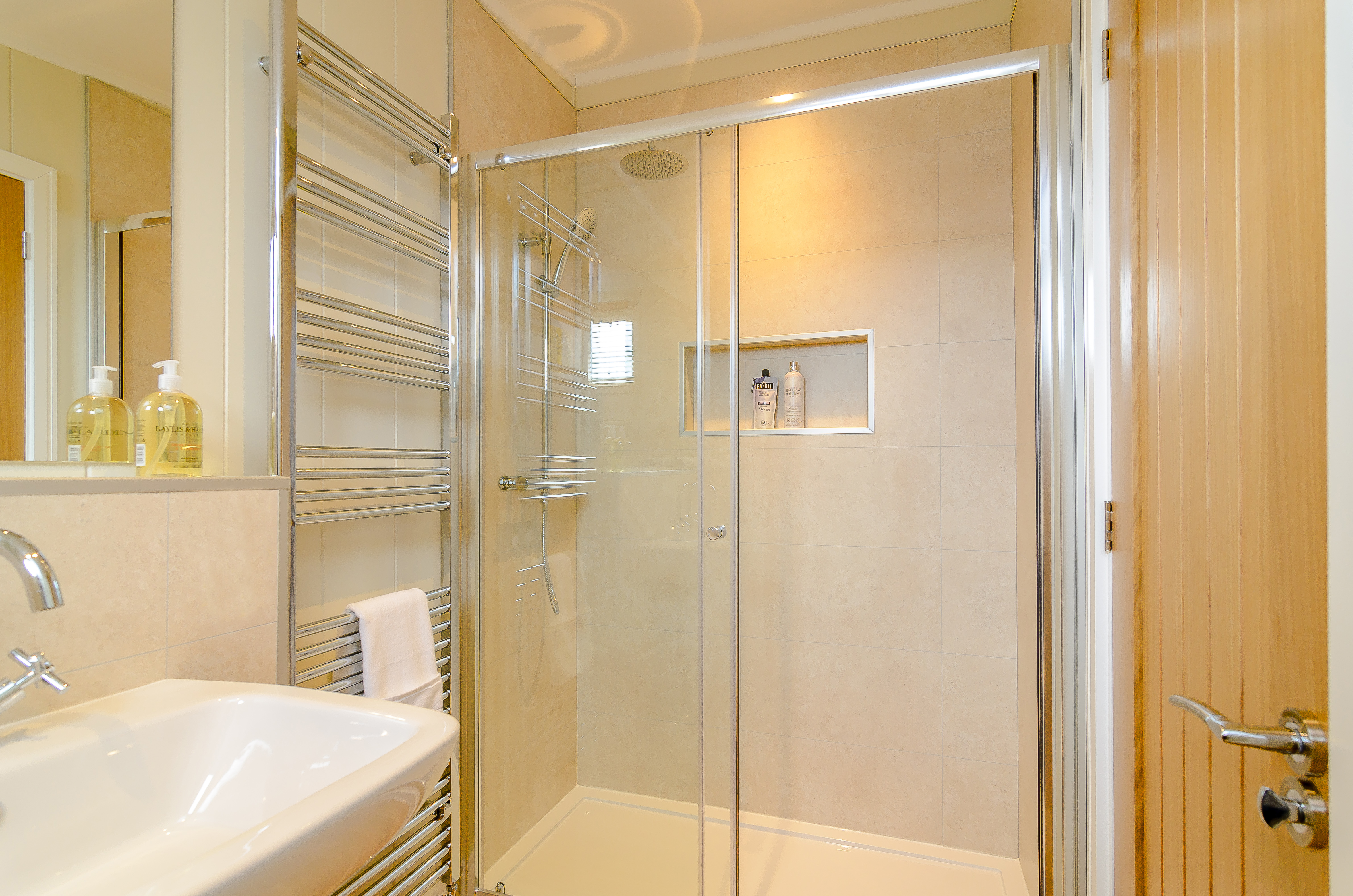 8- Persoons Chalet - The Fotheringhay (Pet) — foto 11