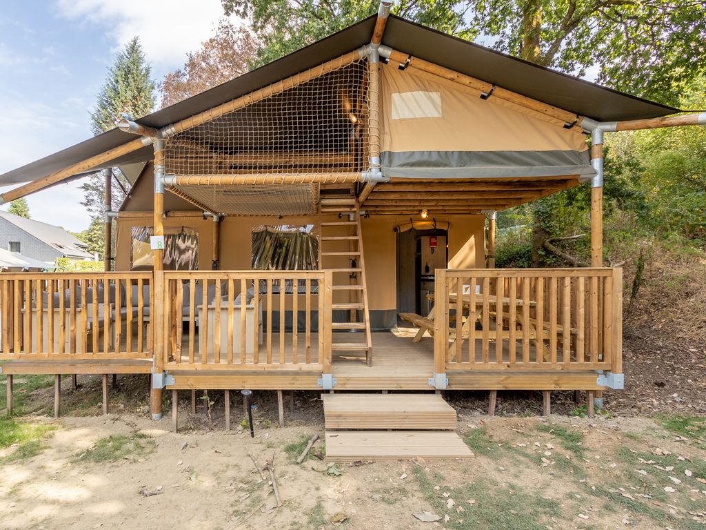 Foto bij Groepsaccommodatie voor 8 personen (6-8GT) – Glamping Neufchâteau in Neufchâteau, via Landal