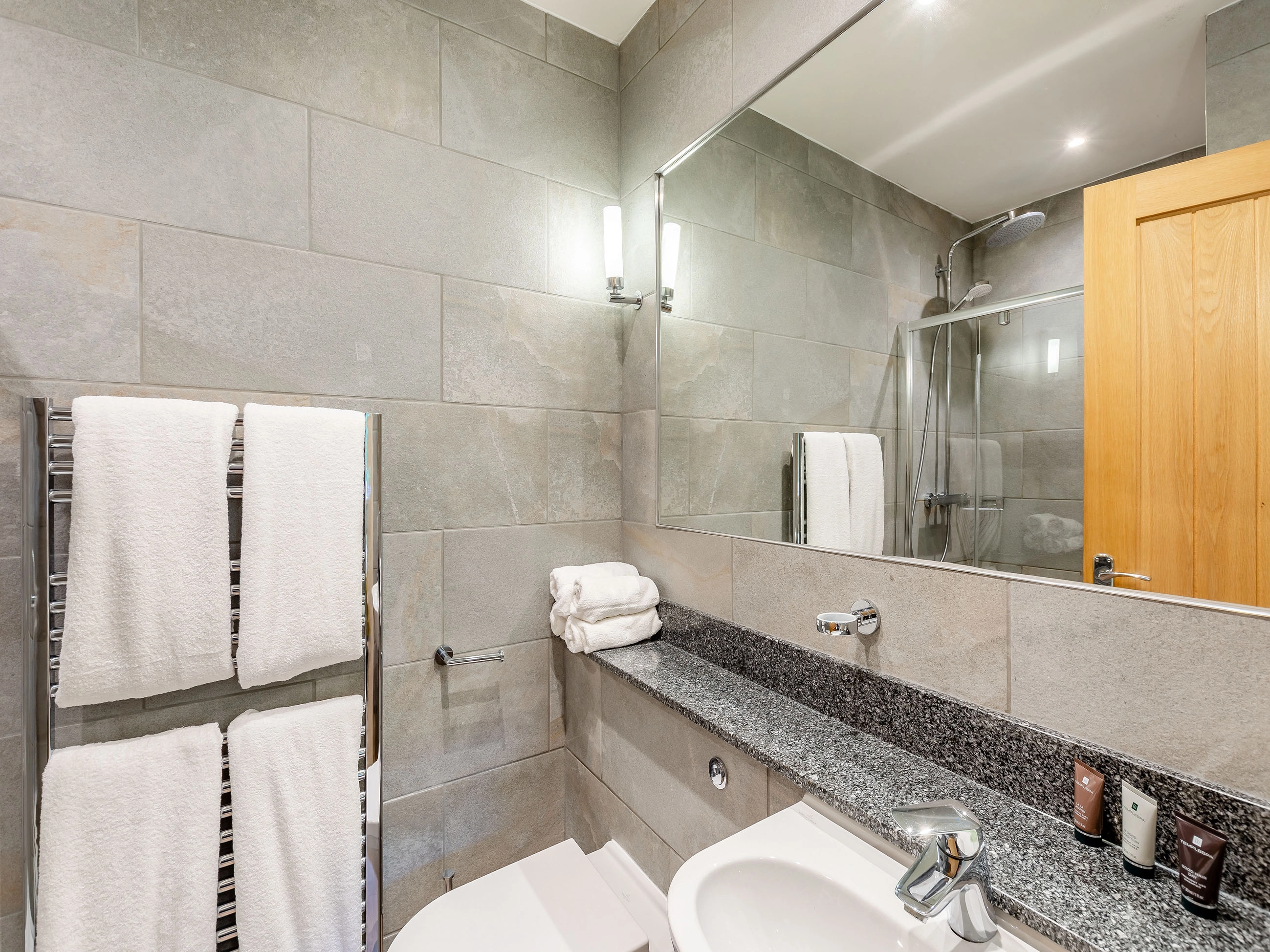 6-8-persoons bungalow - The Troutbeck Den Spa — foto 7