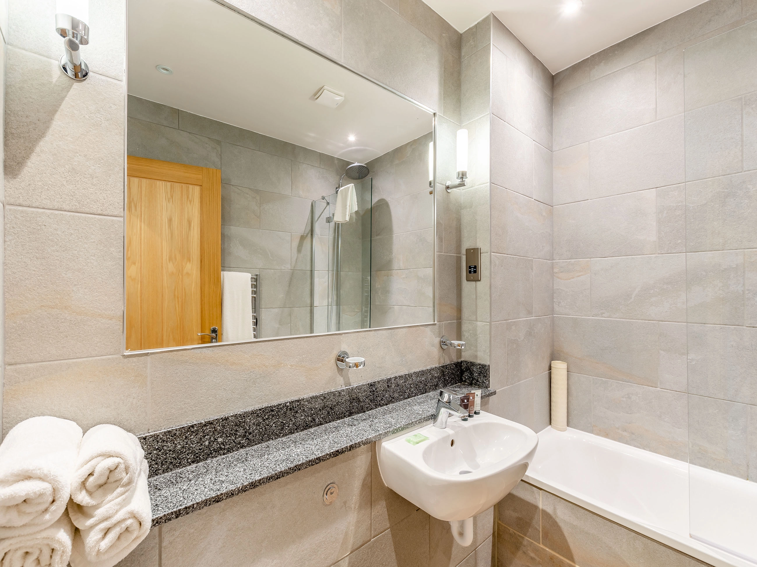 6-8-persoons bungalow - The Troutbeck Den Spa — foto 11