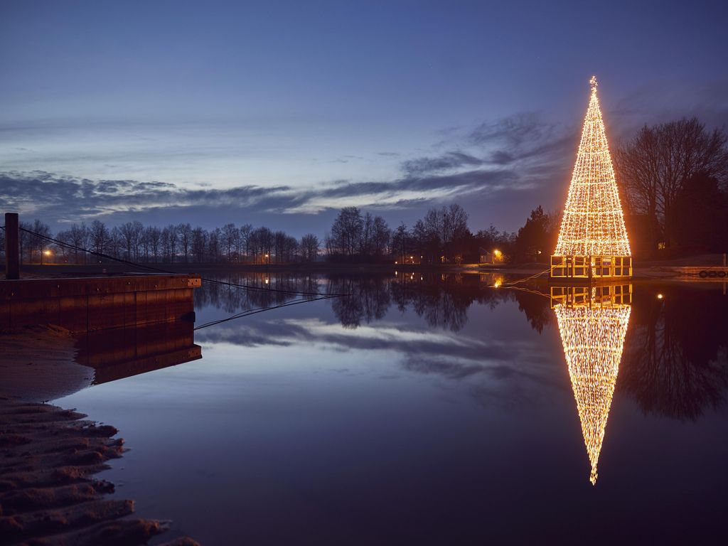 HSN Christmas setting