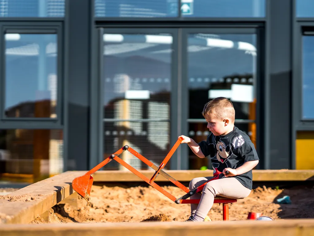 WLL Outdoor playground