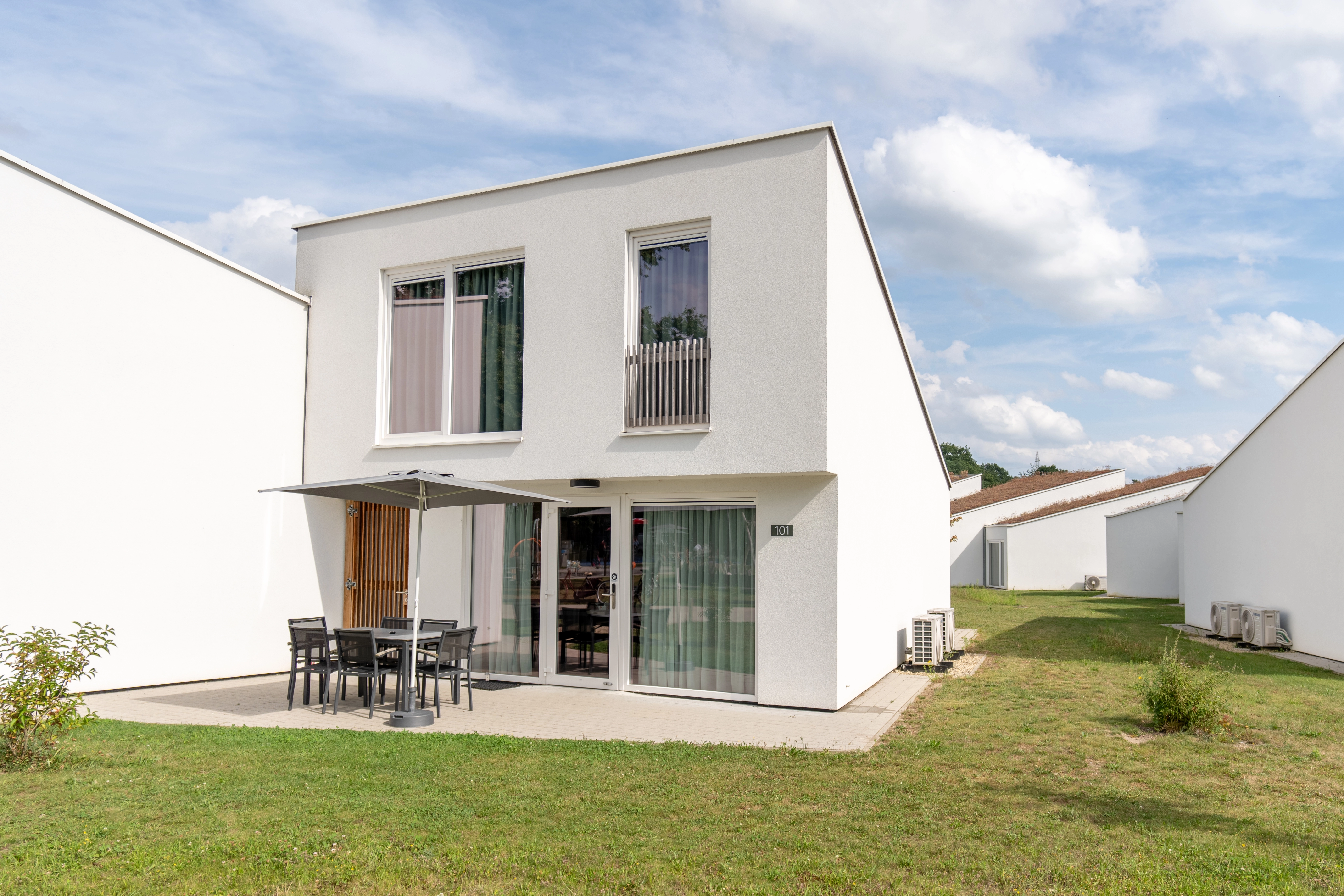 Bungalow 6M