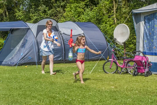 Komfort Plus Wohnmobil Feld C ccpc in Camping Hof Domburg