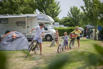 camping verleih Verleih Treeline Redwood Dachzelt  Canada Gear
