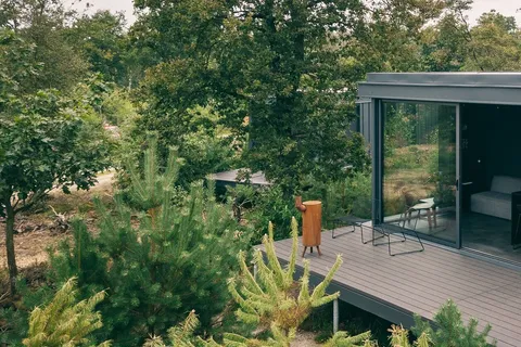Outdoor Suite Hottub in Hoenderloo