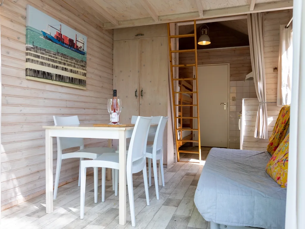 Tiny House 2+2 · Landal Strandpark Zeeland