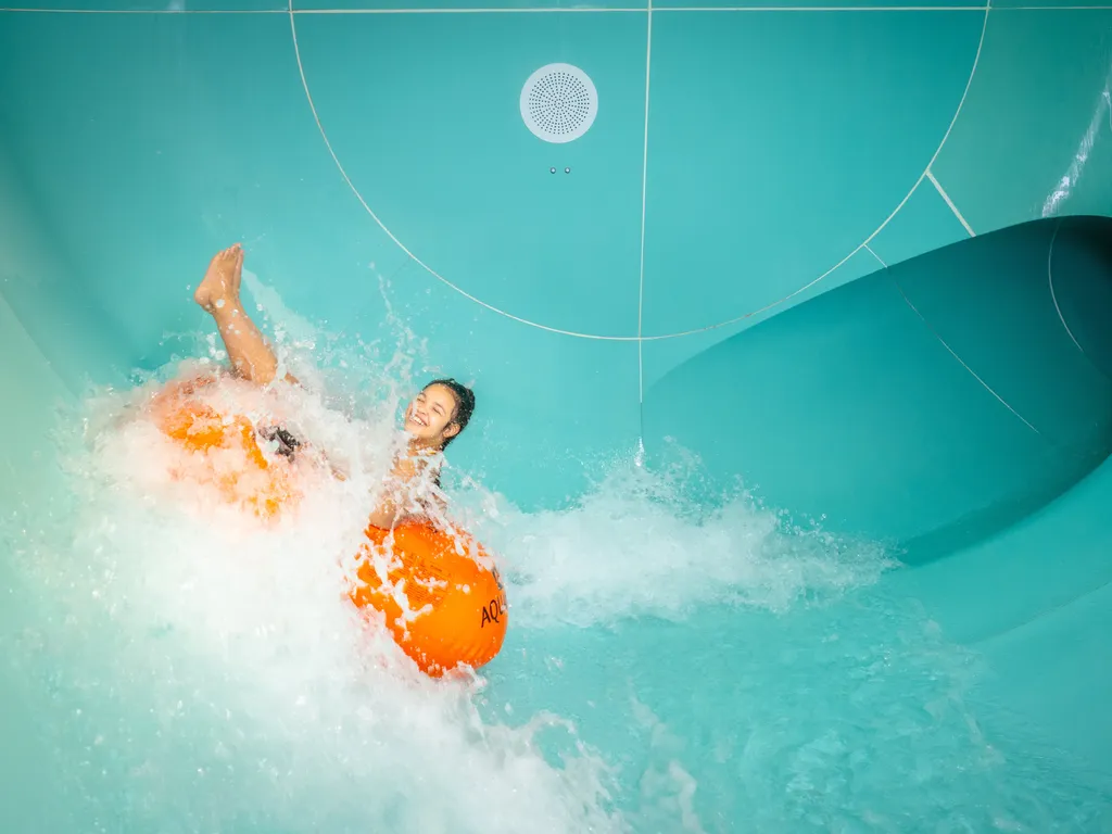 NVD Swimming pool