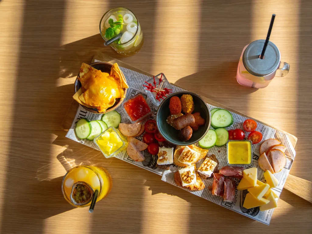 LJE Restaurant